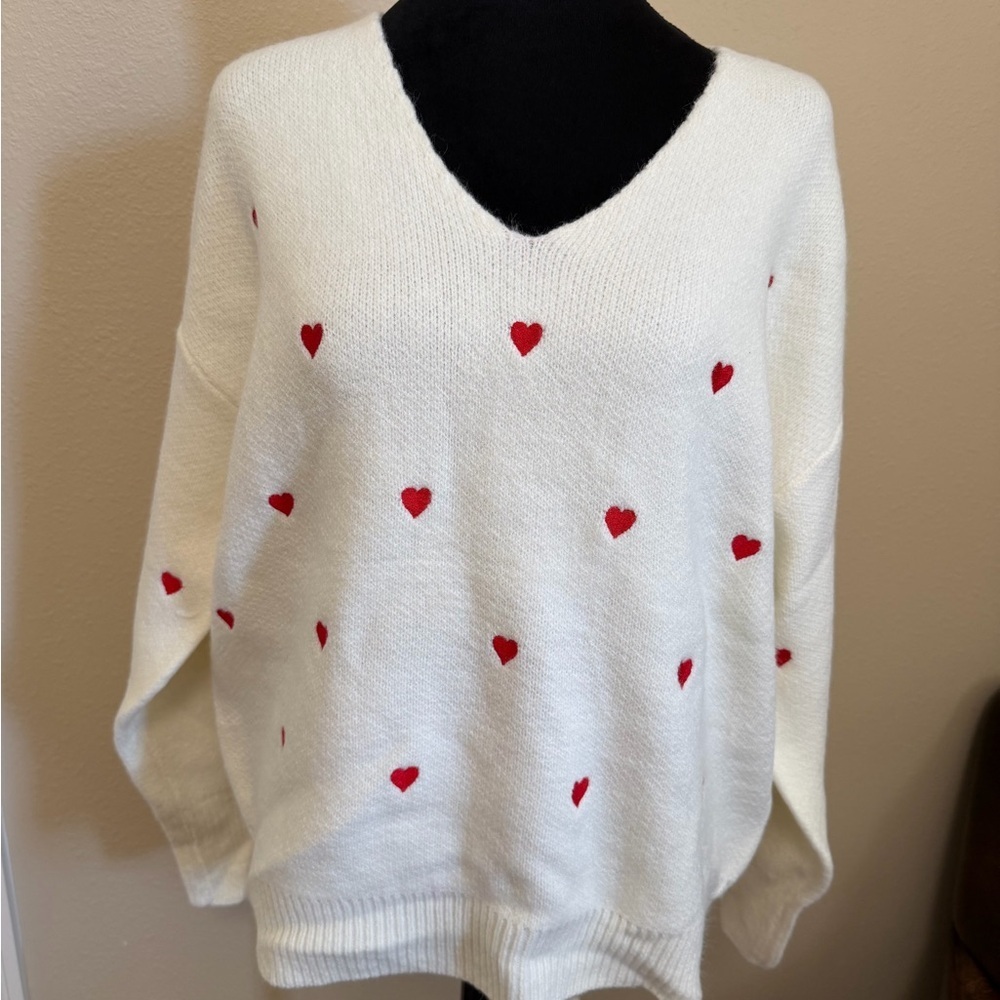 White Knit with Red Heart Patterned Women's Sweater Small